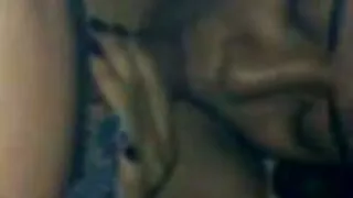 Milok ප්රීතියෙන් පස්ස ලස්සන සුදු රෙද්දකින්