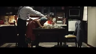 ලිංගික අධ්යාපනය පංතියේ ගුරැවරැ හා කෙල ගැසීම
